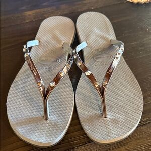 Havaianas Women's Sandals - Tan with Studs